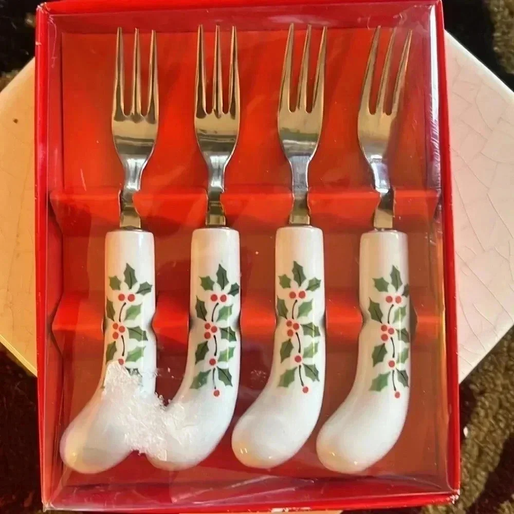 Vintage Holiday Holly Berry Christmas New Years Eve Cocktail Forks Set of 4 NWOT
